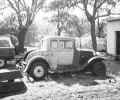 Ford_Model_A_Coupe_1930_Benny_02.jpg (127258 bytes)